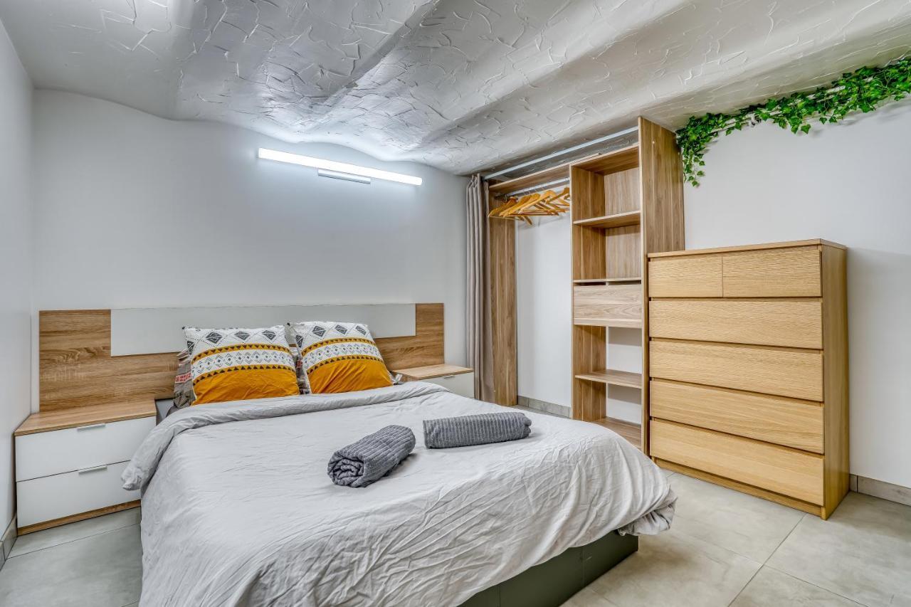 דירות אוברווילייה Sous-Sol Amenage 32M2 - Proche Paris מראה חיצוני תמונה